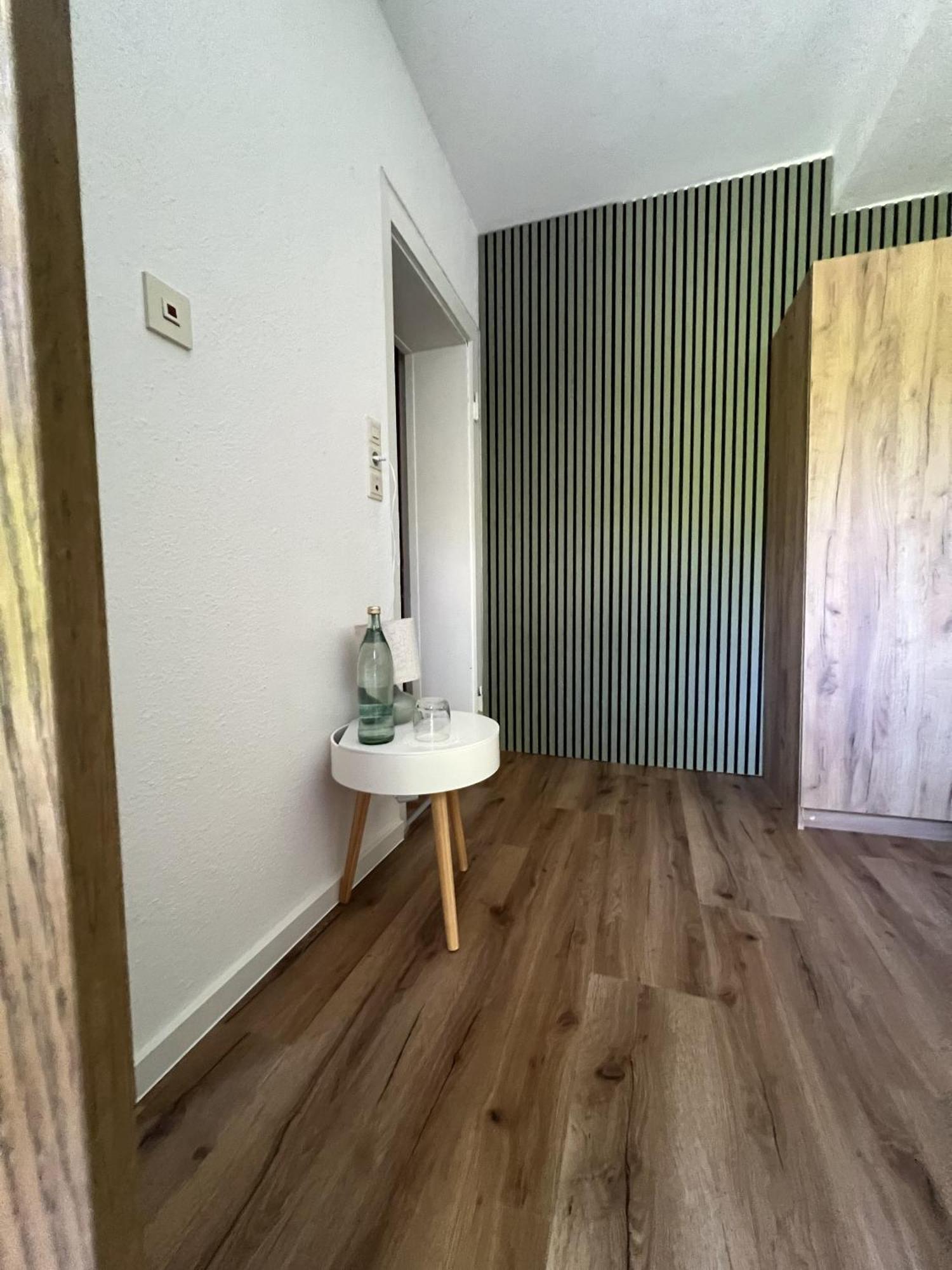 Einzelzimmer mit eigenem Bad